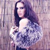Laura Gude wearing fur collar. Photo by Gino Terribilini