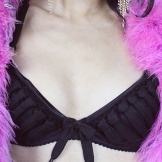@Lillipore gives us a closeup of this bra on Instagram